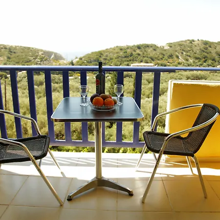 Politia 3* Áyios Nikítas