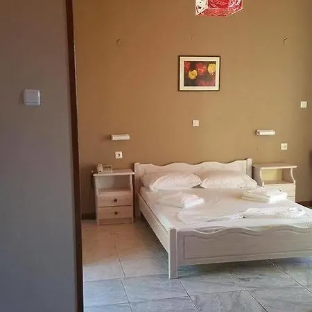 Politia Hotell Áyios Nikítas