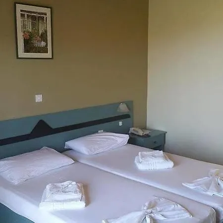 Hotell Politia Áyios Nikítas